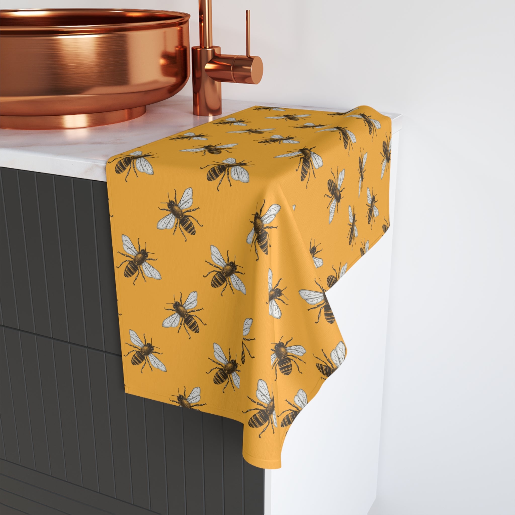 Bee hand towel
